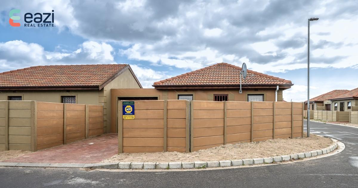 2 Bed Home For Sale in Camelot (R 985,000)