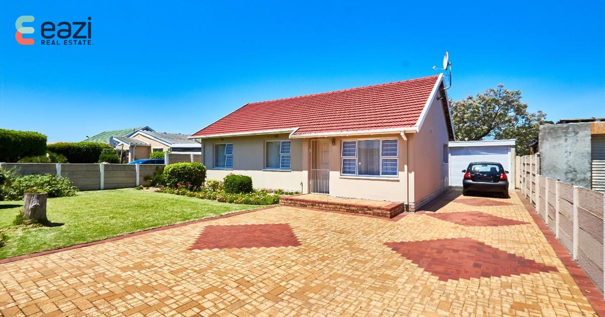 3 Bed Home For Sale in Lotus River (R 1,350,000)