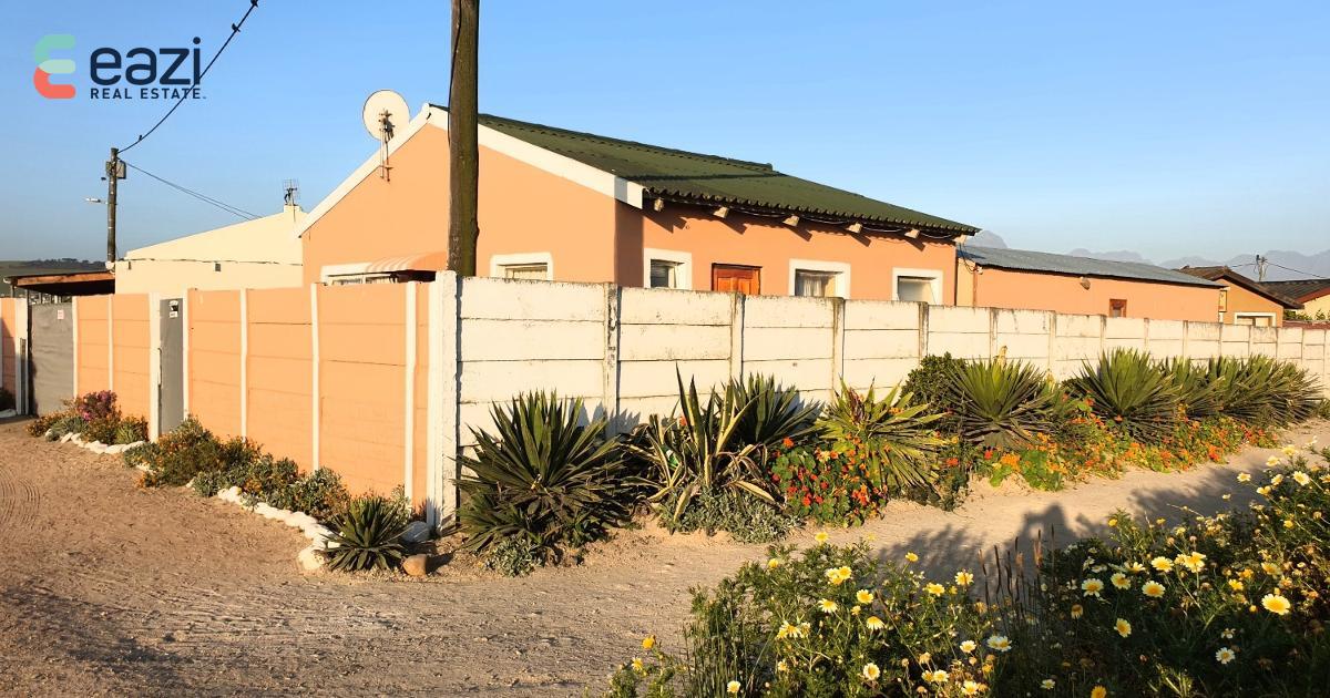 2 Bed Home For Sale in Macassar (R 660,000)
