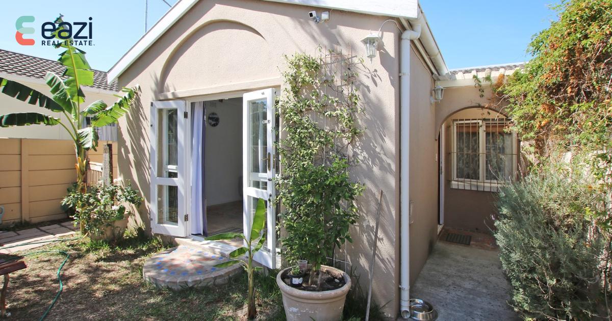 3 Bed Home For Sale in Diep River (R 1,595,000)